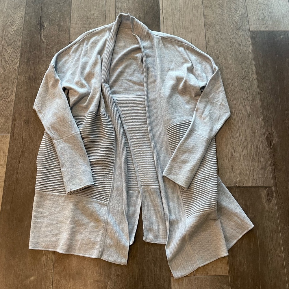 Lululemon Light Blue/Grey Cardigan. Size 6.